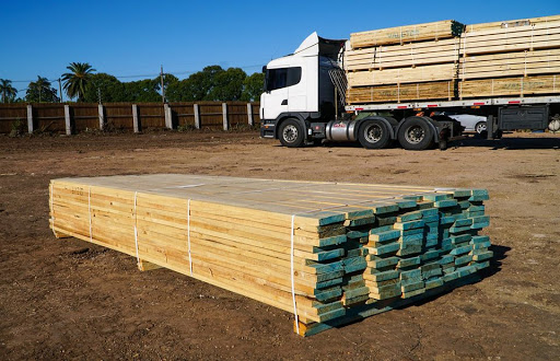 Aserradero Valetor | Maderas de Pino Tablas Pisos
